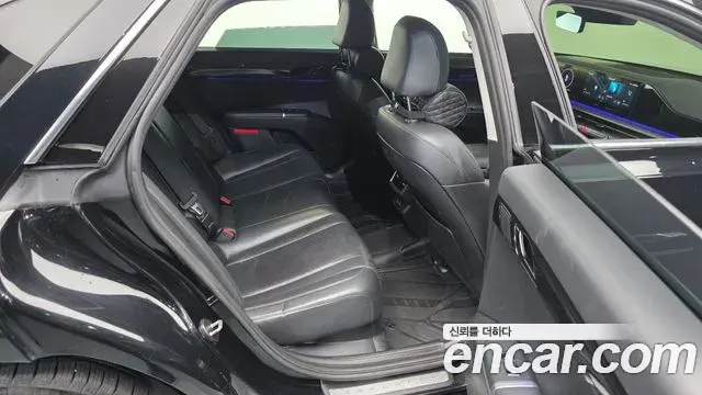 Hyundai Grandeur 2023 — Şəkil 12/20