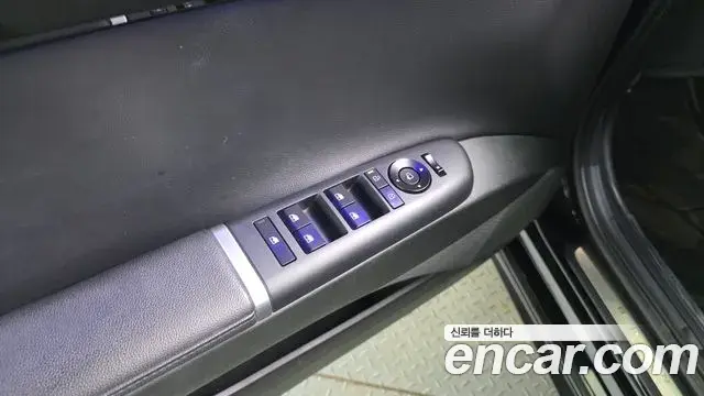Hyundai Grandeur 2023 — Şəkil 17/20