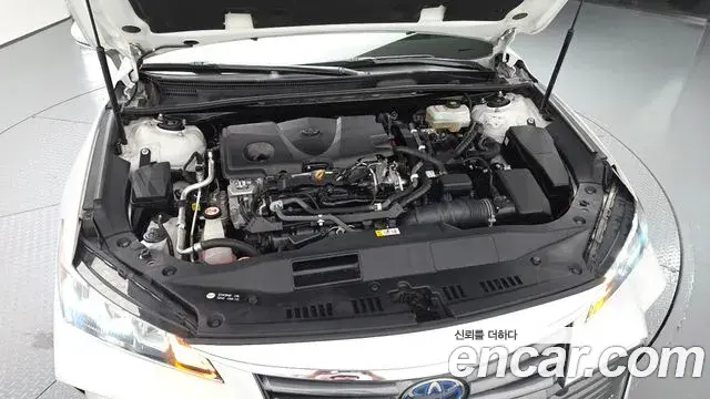 Toyota Avalon 2019 — ფოტო 6/20