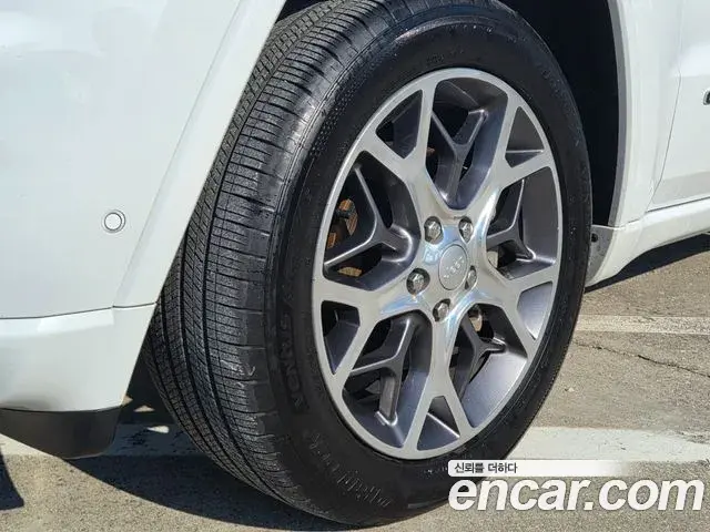 Jeep Grand Cherokee 2020 — Şəkil 4/20