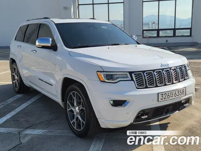 Jeep Grand Cherokee 2020 — Şəkil 15/20