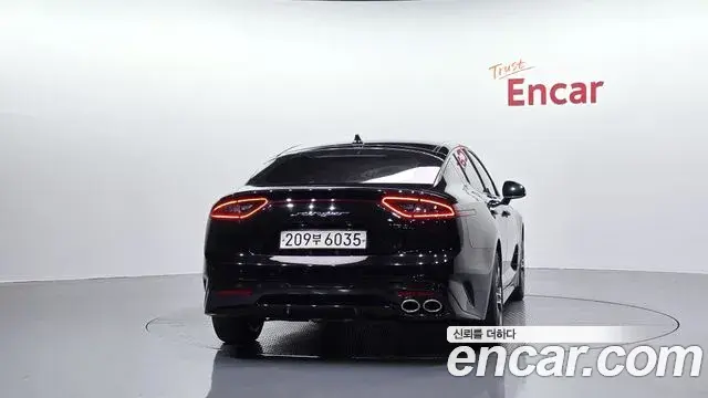 Kia Stinger 2018 — Şəkil 3/20