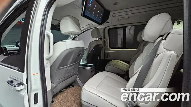 Hyundai Staria 2023 — Şəkil 12/20