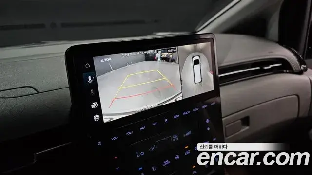Hyundai Staria 2023 — Şəkil 15/20