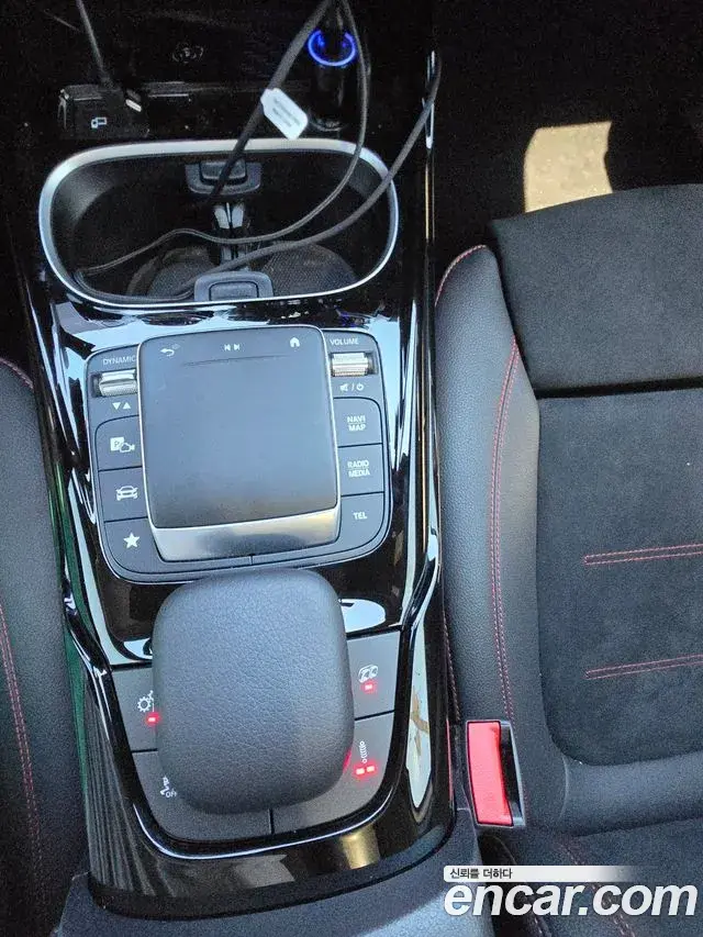 Mercedes-Benz A-Class 2023 — Şəkil 10/18