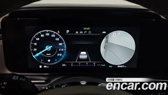Kia Carnival 2022 — Photo 8/20
