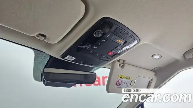 Kia Carnival 2022 — Photo 16/20