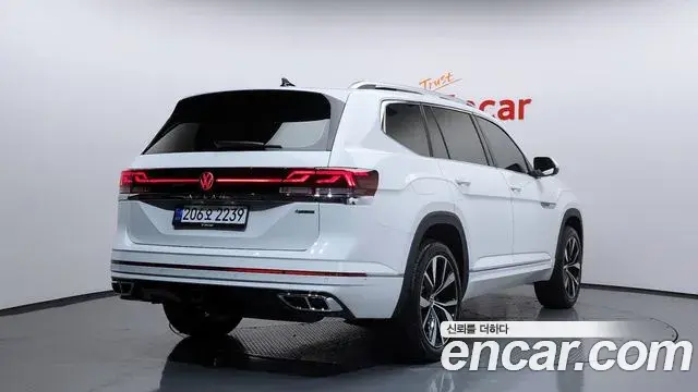 Volkswagen Atlas 2025 — Photo 1/20