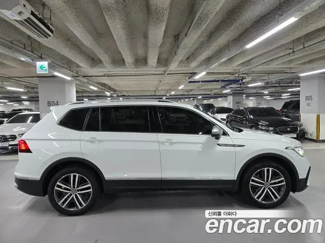 Volkswagen Tiguan Allspace 2022 — Şəkil 12/20