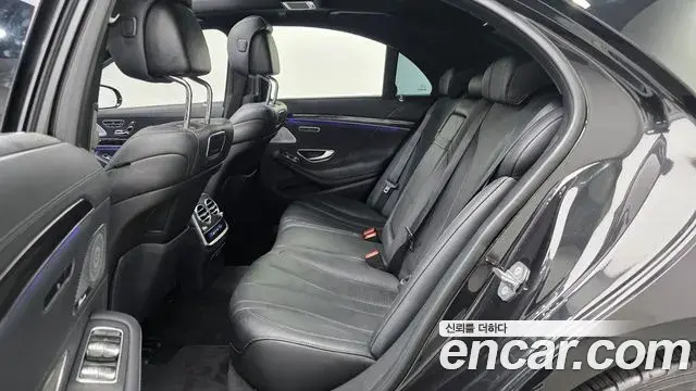 Mercedes-Benz S-Class 2019 — Фото 12/20