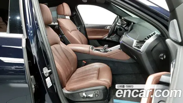 BMW X6 2021 — Photo 11/20