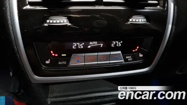 BMW X6 2021 — Photo 18/20