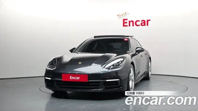 Porsche Panamera 2018 — Photo 3/20
