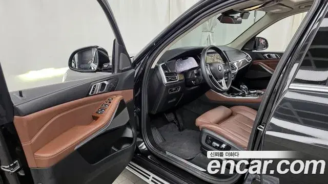 BMW X5 2023 — Photo 10/20