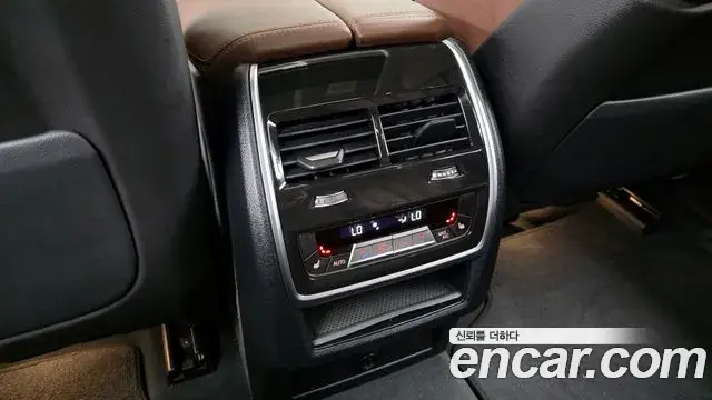BMW X5 2023 — Photo 19/20