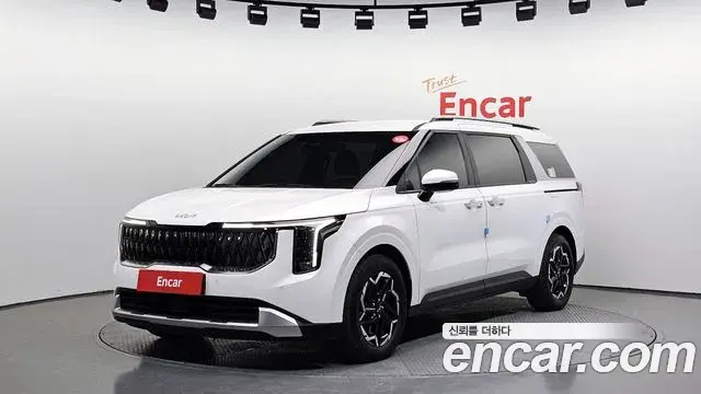 Kia Carnival 2024 — Photo 1/20