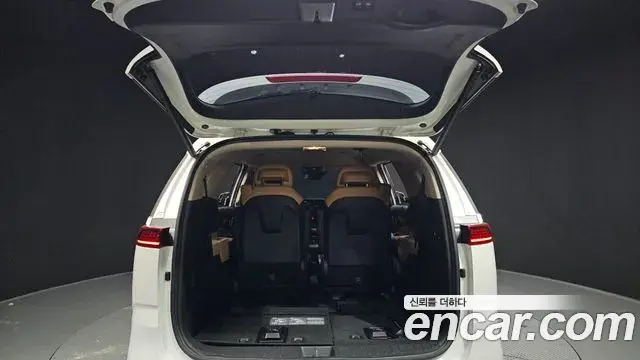 Kia Carnival 2022 — Photo 20/20