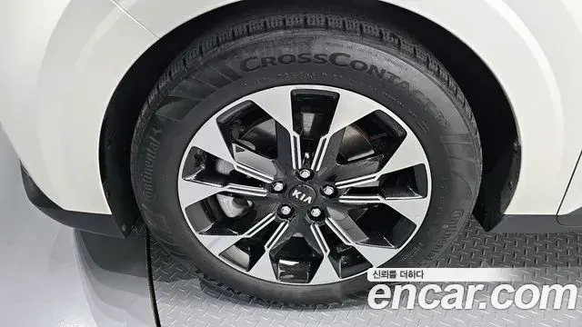 Kia Carnival 2021 — Photo 5/20
