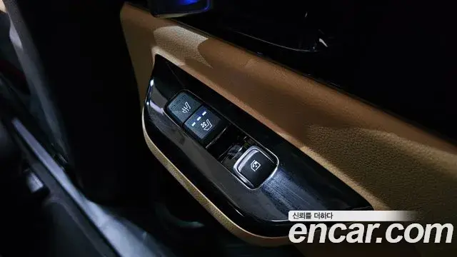 Kia Carnival 2021 — Photo 17/20