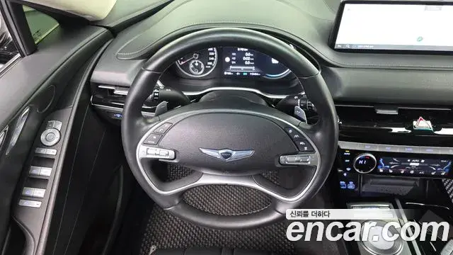 Genesis Electrified G80 2022 — Photo 13/20