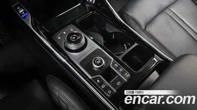 Kia Sorento 2021 — ფოტო 9/20