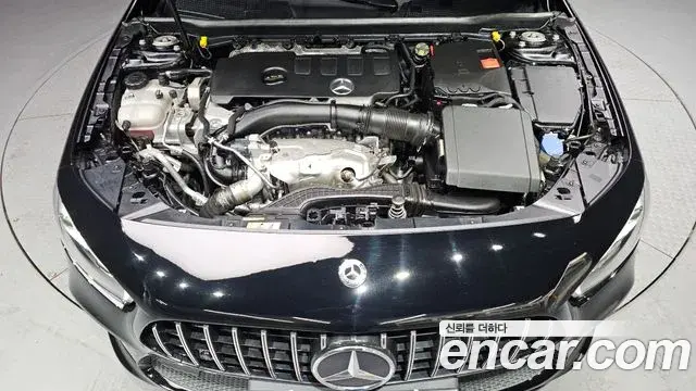 Mercedes-Benz A-Class 2020 — ფოტო 13/21