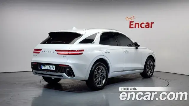 Genesis GV70 2024 — Photo 2/20