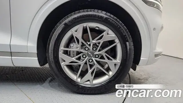 Genesis GV70 2024 — Photo 5/20