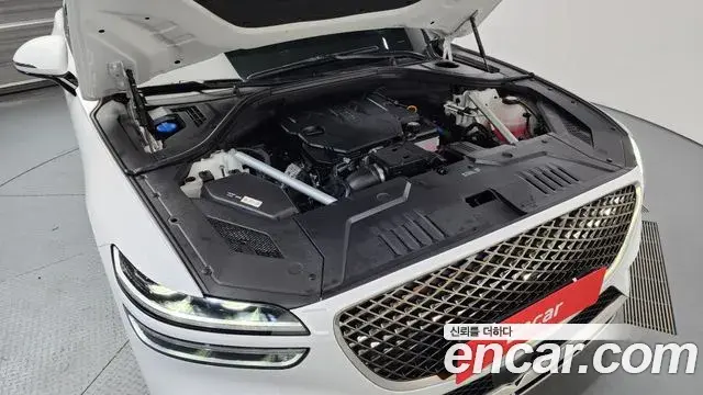 Genesis GV70 2024 — Photo 6/20