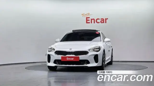 Kia Stinger 2021 — Photo 3/20