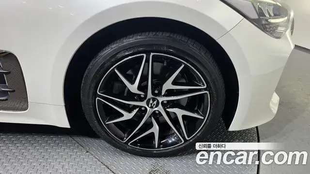 Kia Stinger 2021 — Photo 5/20
