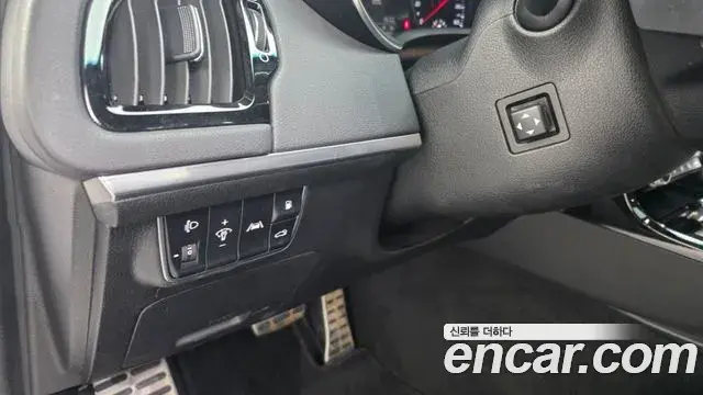 Kia Stinger 2021 — Photo 17/20