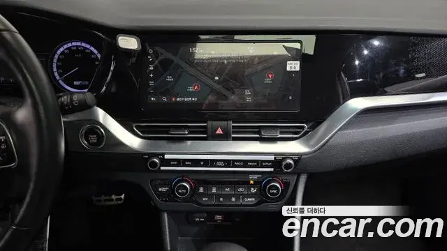 Kia Niro 2021 — Photo 16/20