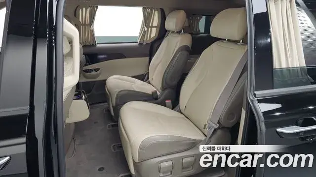 Kia Carnival 2022 — Şəkil 12/20