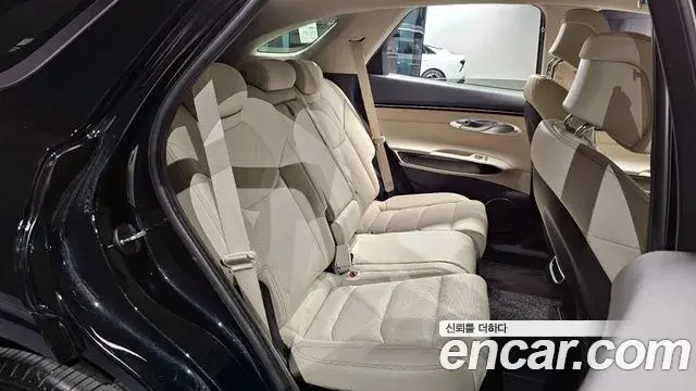 Genesis GV70 2023 — Photo 12/20