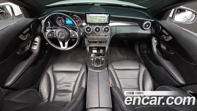 Mercedes-Benz C-Class 2019 — ფოტო 20/20