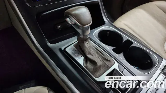 Kia Carnival 2021 — Photo 9/20