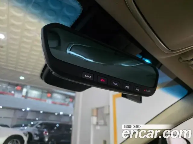 Kia The K9 2018 — Photo 14/20