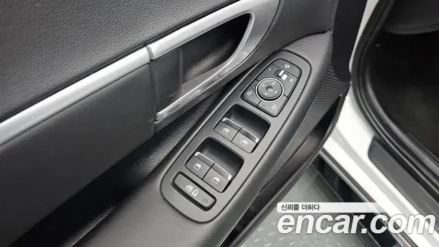 Hyundai Sonata Hybrid 2022 — Photo 19/20