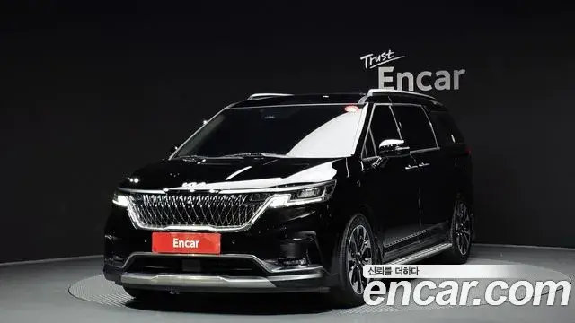 Kia Carnival 2022 — ფოტო 1/20