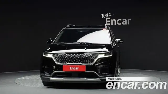 Kia Carnival 2022 — ფოტო 3/20