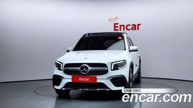 Mercedes-Benz GLB-Class 2020 — Фото 3/20