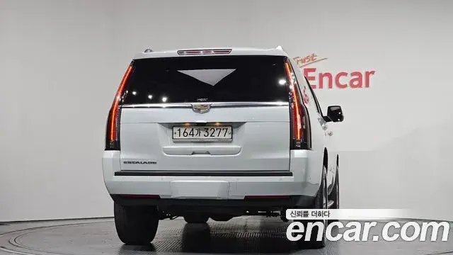 Cadillac Escalade 2020 — Photo 4/20