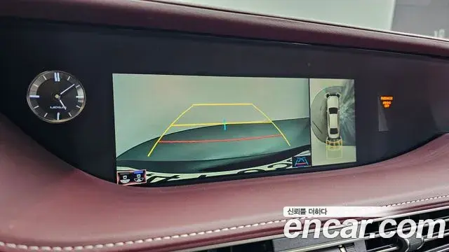 Lexus LS500h 2019 — Photo 15/20
