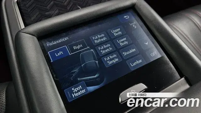 Lexus LS500h 2019 — Photo 19/20