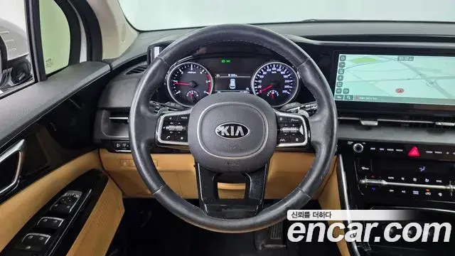 Kia Carnival 2021 — Фото 13/20