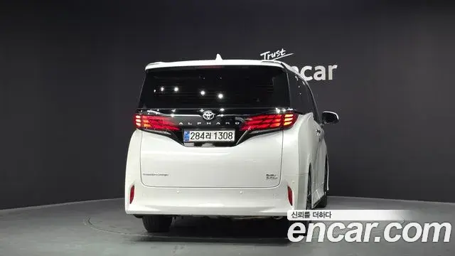 Toyota Alphard 2025 — Photo 4/20