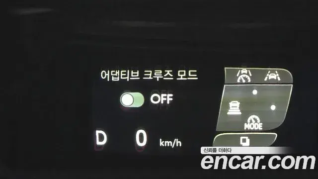 Toyota Alphard 2025 — Photo 18/20