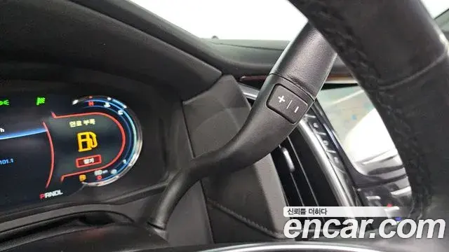 Cadillac Escalade 2020 — Photo 9/20