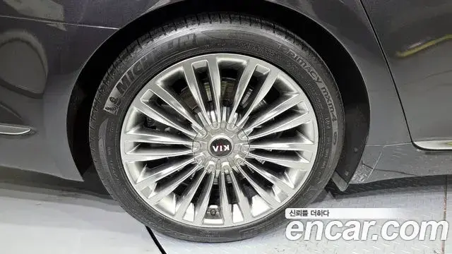 Kia The K9 2018 — Photo 5/20